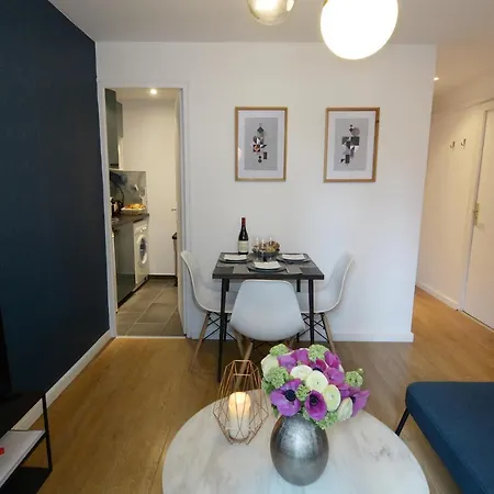 Apartament Holidaysinparis - Republique Paryż