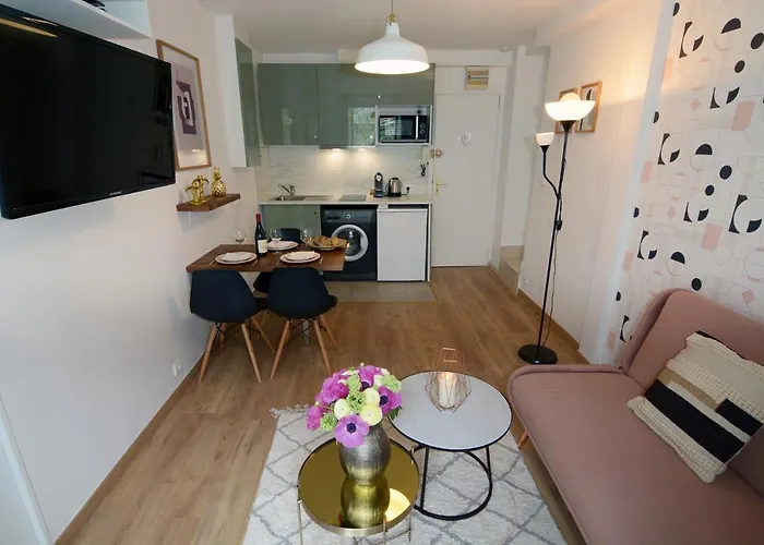 Holidaysinparis - Republique Apartment