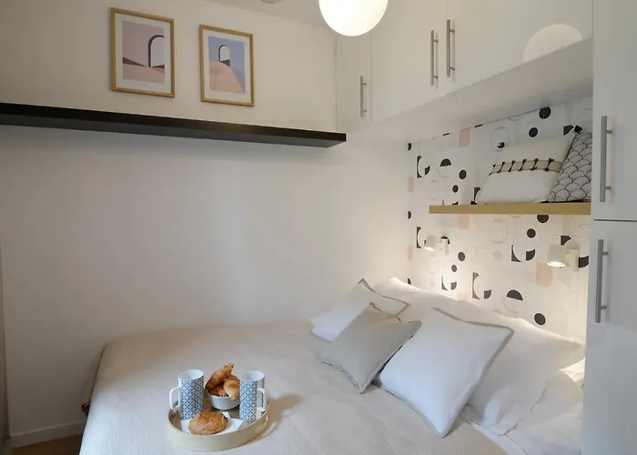 Holidaysinparis - Republique * Paris